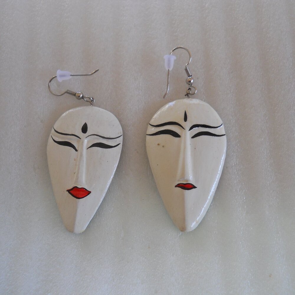 Mask Earrings   330